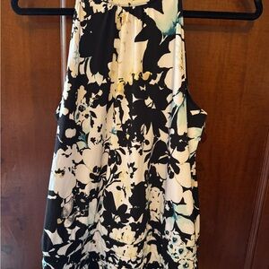 White House Black Market Monochrome Patterned Top